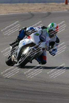 media/Nov-05-2022-SoCal Trackdays (Sat) [[f8d9b725ab]]/Turns 9 and 8 (1050am/